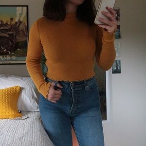 mustard yellow ribbed mock turtleneck :))